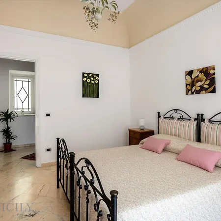 Apartment Torrekalsa By Domusicily *